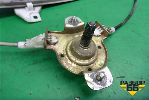 Стеклоподъёмник механический задний левый для Chevrolet Lanos с 2004г (Ланос)