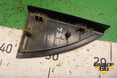 Накладка двери задней левой (уголок) (96304738) для Chevrolet Lanos с 2004г (Ланос)