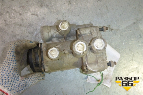 Кран управления тормозами прицепа 20424431 для Volvo TRUCK FH с 2002-2008г (ФШ)