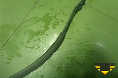 Молдинг лобового стекла правый (32210591) для Volvo XC60 с 2017-2025г (ХС60)