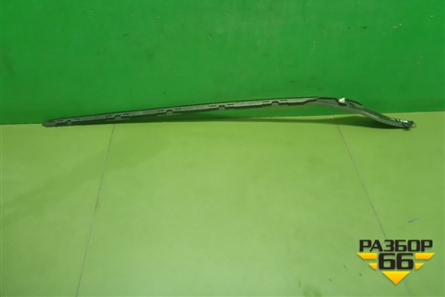 Молдинг лобового стекла правый (32210591) для Volvo XC60 с 2017-2025г (ХС60)