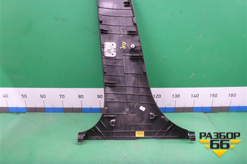 Обшивка стойки центральная нижняя правая (858451R000) для Hyundai Solaris с 2010-2016г (Солярис)