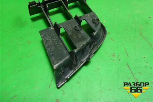 Решетка в передний бампер левая (после 2010г) (5J0853665A) для Skoda Fabia с 2007-2014г (Фабия)