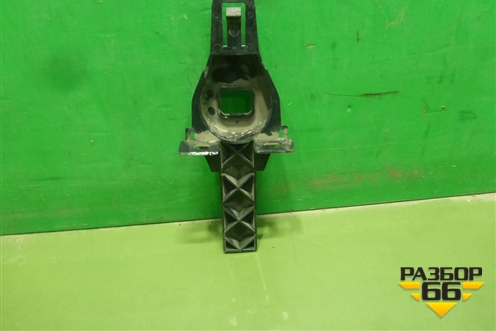 Кронштейн радиатора (8K0805201) для Audi A4 (В8) с 2007-2015г (А4)