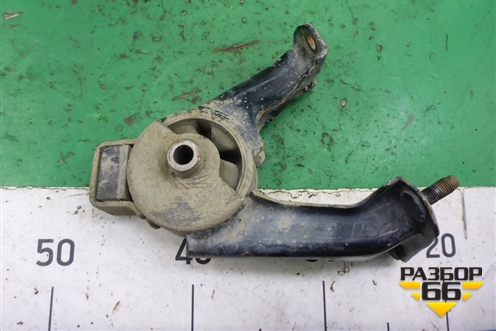 Опора двигателя задняя (1.6л 3ZZ) (1237122130) для Toyota Corolla (E12) с 2001-2007г (Королла 120)