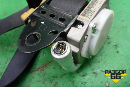 Ремень безопасности передний правый с пиропатроном (7321002271) для Toyota Corolla (E12) с 2001-2007г (Королла 120)