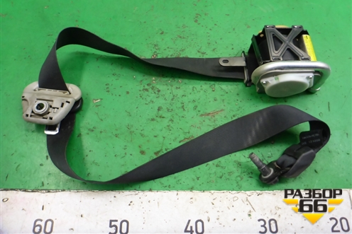 Ремень безопасности передний правый с пиропатроном (7321002271) для Toyota Corolla (E12) с 2001-2007г (Королла 120)