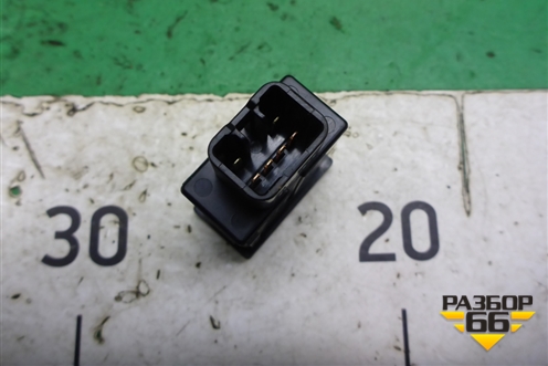 Кнопка обогрева сидений для Toyota Corolla (E12) с 2001-2007г (Королла 120)