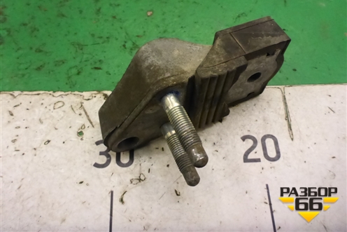 Кронштейн опоры двигателя правый (1.6л 3ZZ) для Toyota Corolla (E12) с 2001-2007г (Королла 120)