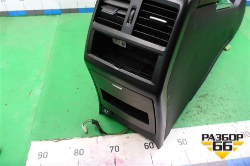 Подлокотник для Mercedes Benz ML-Klass W166 c 2011г (МЛ)