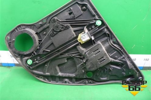 Стеклоподъёмник электрический задний левый (без моторчика) для Mercedes Benz ML-Klass W166 c 2011г (МЛ)