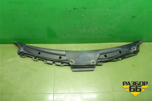 Решетка стеклоочистителей (A1668300028) для Mercedes Benz ML-Klass W166 c 2011г (МЛ)