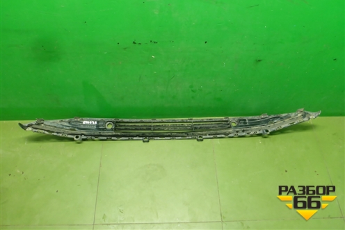 Решетка в передний бампер центральная (после 2022г под парктроник) (2803232XKQ11A) для Haval F7 с 2019г (Ф7)