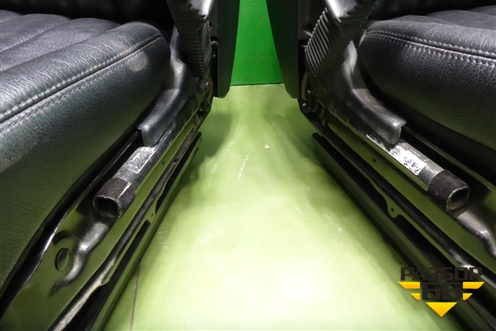 Сиденья комплект (AIR BAG электро регулировка обогрев) для Mercedes Benz ML-Klass W164 c 2005-2011г (МЛ)