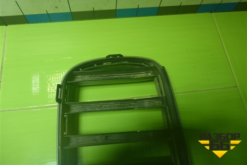 Решетка радиатора правая (7316076) для BMW X5 F15 с 2013г (Х5 Ф15)