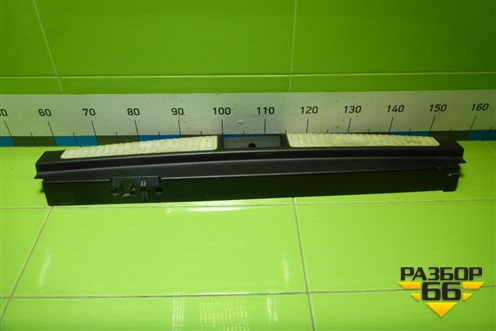 Обшивка багажника на заднюю панель (A1646900141) для Mercedes Benz ML-Klass W164 c 2005-2011г (МЛ)