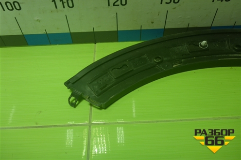 Накладка заднего крыла левого (31463765) для Volvo V60 Cross Country с 2017г (В60 Кросс Кантри)