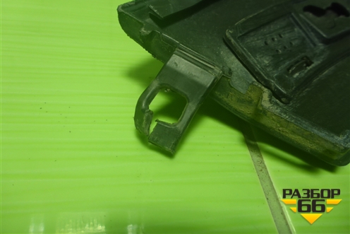 Накладка заднего крыла левого (31463765) для Volvo V60 Cross Country с 2017г (В60 Кросс Кантри)