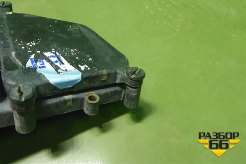 Крышка блока предохранителей (7L0937576) для Volkswagen Touareg c 2002-2010г (Туарег)