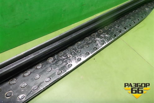 Подножка правая (06070270026) для Mercedes Benz ML-Klass W164 c 2005-2011г (МЛ)