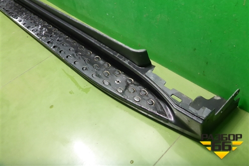 Подножка правая (06070270026) для Mercedes Benz ML-Klass W164 c 2005-2011г (МЛ)