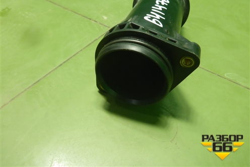 Патрубок интеркулера пластиковый (4M0145956H) для Audi Q7 c 2015г (Ку 7)