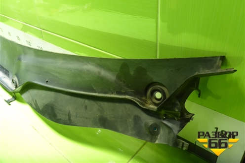 Решетка стеклоочистителей (A1648300228) для Mercedes Benz ML-Klass W164 c 2005-2011г (МЛ)