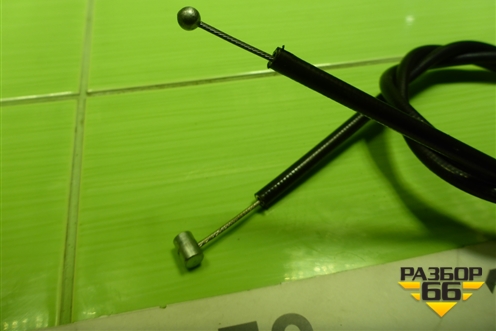 Трос открывания капота (из салона) (A1648800159) для Mercedes Benz ML-Klass W164 c 2005-2011г (МЛ)