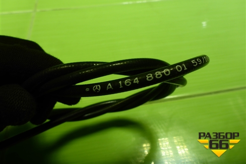 Трос открывания капота (из салона) (A1648800159) для Mercedes Benz ML-Klass W164 c 2005-2011г (МЛ)