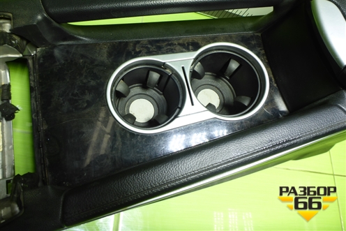 Подлокотник для Mercedes Benz ML-Klass W164 c 2005-2011г (МЛ)