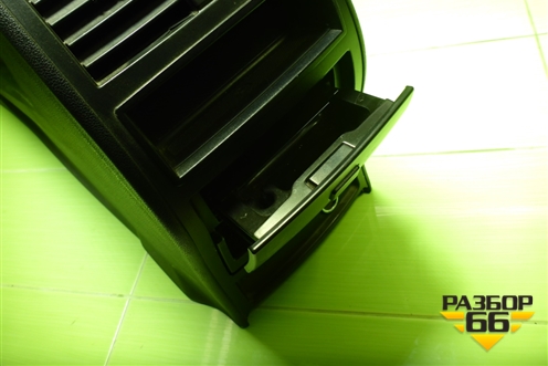 Подлокотник для Mercedes Benz ML-Klass W164 c 2005-2011г (МЛ)