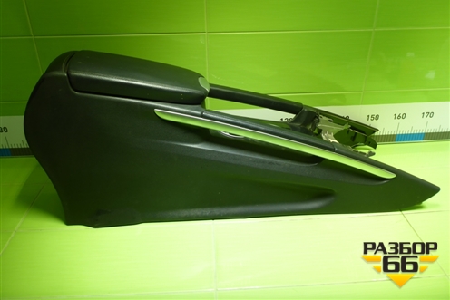 Подлокотник для Mercedes Benz ML-Klass W164 c 2005-2011г (МЛ)