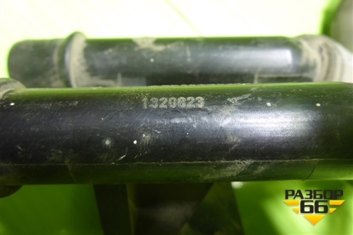 Трубки системы охлаждения (1320823) для Land Rover Range Rover 4 с 2013-2022г (Вог)