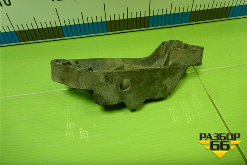 Кронштейн КПП левый (АКПП) (1K0199117) для Volkswagen Golf V с 2003-2009г (Гольф 5)