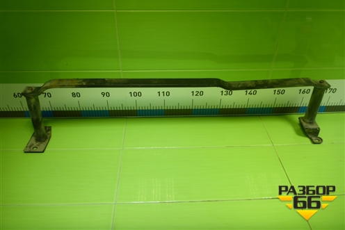 Кронштейн защиты картера двигателя (1K0018936С) для Volkswagen Golf V с 2003-2009г (Гольф 5)