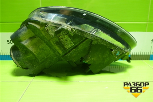 Фара правая (галоген) (20A317B52B) для Volkswagen Golf V с 2003-2009г (Гольф 5)