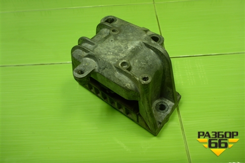 Опора двигателя правая (2.0л BLY) для Volkswagen Golf V с 2003-2009г (Гольф 5)