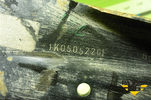 Рычаг задний продольный правый (1K0505226F) для Volkswagen Golf V с 2003-2009г (Гольф 5)