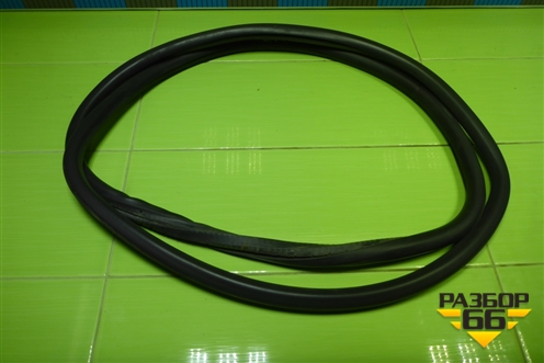 Уплотнитель двери задней правой для Volkswagen Golf V с 2003-2009г (Гольф 5)