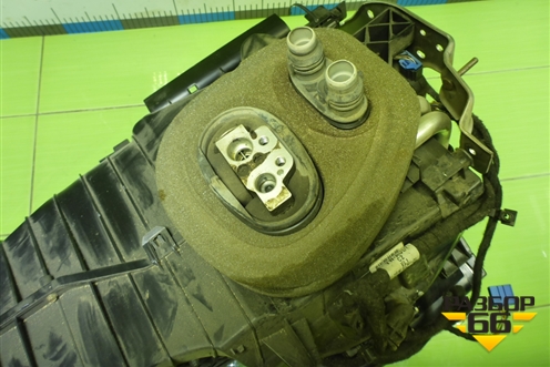 Корпус отопителя (1K1820308B) для Volkswagen Golf V с 2003-2009г (Гольф 5)