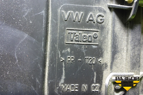 Корпус отопителя (1K1820308B) для Volkswagen Golf V с 2003-2009г (Гольф 5)