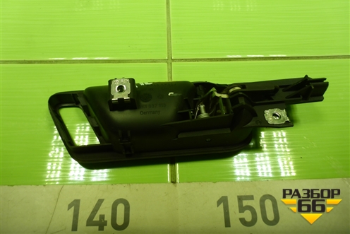 Ручка внутренняя двери передней левой (1K1837113) для Volkswagen Golf V с 2003-2009г (Гольф 5)