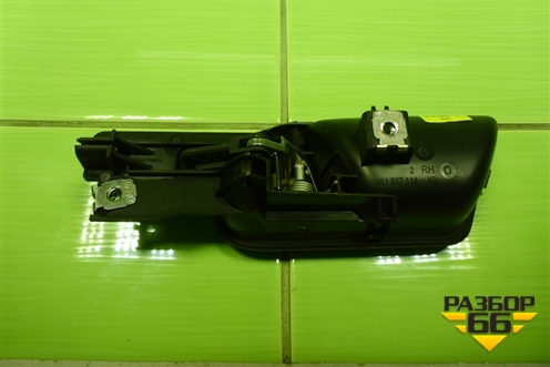 Ручка внутренняя двери передней правой (1K1837114) для Volkswagen Golf V с 2003-2009г (Гольф 5)