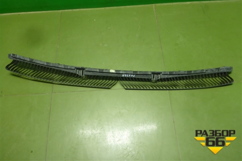 Кронштейн заднего бампера центральный (5NR807863) для Volkswagen Tiguan с 2016г (Тигуан)