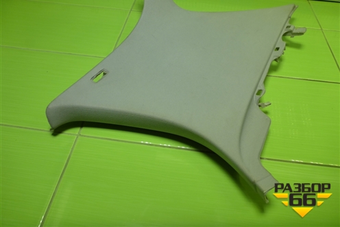 Обшивка стойки задняя верхняя правая (1K4867296B) для Volkswagen Golf V с 2003-2009г (Гольф 5)