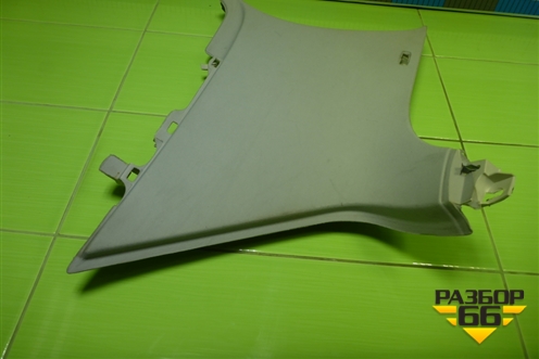 Обшивка стойки задняя верхняя правая (1K4867296B) для Volkswagen Golf V с 2003-2009г (Гольф 5)