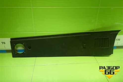 Обшивка багажника правая (задняя) (A4636941025) для Mercedes Benz G-Klass W463 с1989г (Гелендваген)