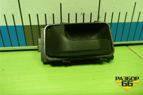 Ручка внутренняя двери задней левой (A0007600461) для Mercedes Benz G-Klass W463 с1989г (Гелендваген)