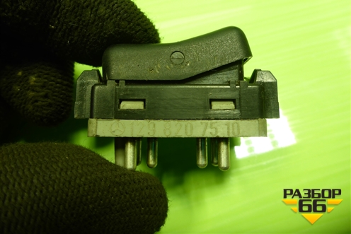 Кнопка обогрева сидений (A1298207510) для Mercedes Benz G-Klass W463 с1989г (Гелендваген)