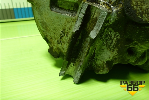 Компрессор кондиционера (5.0л M113.964) (A0002342411) для Mercedes Benz G-Klass W463 с1989г (Гелендваген)